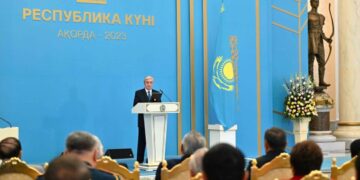 Токаев: Пусть процветает наше священное Отечество