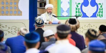 Муфтий встретился со студентами медресе-колледжа «Сарыагаш»