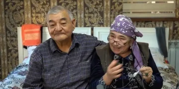 Шымкент: 74 жастағы қария мен 72 жастағы әжей үйленді