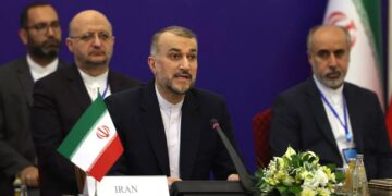 Иран предложил остановить экспорт энергоносителей в Израиль