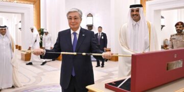 Касым-Жомарту Токаеву вручили меч основателя Государства Катар