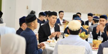 Медресе шәкірттеріне ауызашар берді