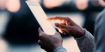 Житель ВКО распространял в сети экстремистские материалы