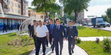 В Шымкенте открылся сквер «Аллея матерей»