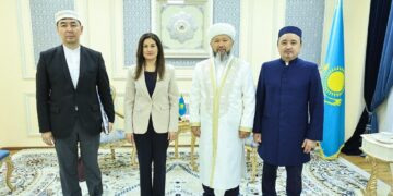 Муфтий встретился с новым послом Египта в РК