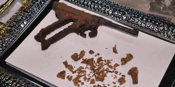 Ұлытау: Жер астынан жапон тапаншасы табылды