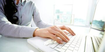 Гранты до 7 000 000 тенге учредили для малых СМИ и блогеров