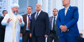 Спикер Сената Египта посетил главную столичную мечеть