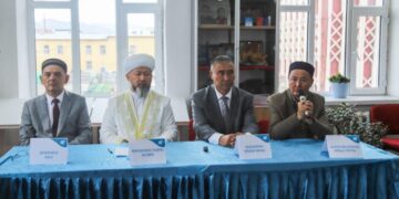 Баян-Өлгей: зиялы қауым өкілдерімен сұхбаттасты