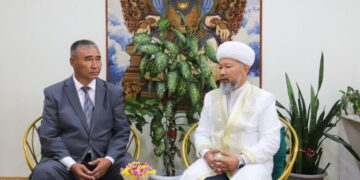 Моңғолия құрылтай төрағасымен кездесті