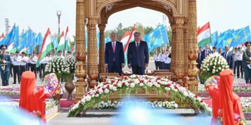 Президент прибыл с государственным визитом в Таджикистан