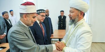 Муфтий встретился с преподавателями Института Хусамуддина ас-Сыганаки