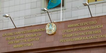 Сколько в Казахстане проживает беженцев, рассказали в Минтруда