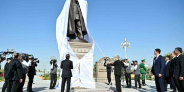 Ашхабадта Абай ескерткіші ашылды