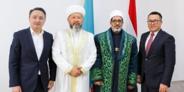 Коллективу университета Нур-Мубарак представили нового ректора