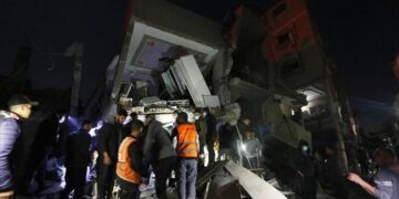 При ударе по лагерю беженцев в Газе погибли три человека