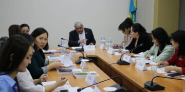 Тіл оқыту әдіскерлеріне арналған жиын