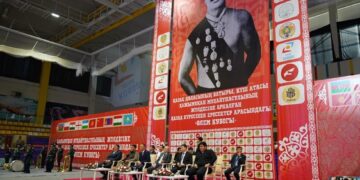 150 спортсменов из девяти стран участвуют в Кубке мира по қазақ күресі
