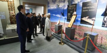 Муфтий посетил Каратальский историко-краеведческий музей