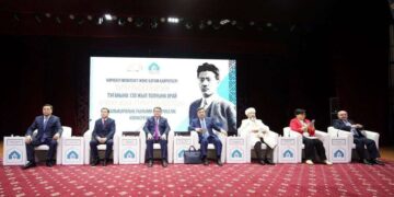 В Туркестане обсудили жизнь и творчество Турара Рыскулова