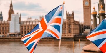 Имя Мухаммад стало самым популярным в Англии