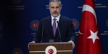 Генсек ЛАГ и Хакан Фидан обсудил развитие событий в Сирии