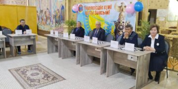 Зейнеткерлер ашық форматтағы іс-шараға қатысты