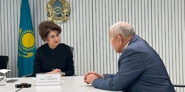 Министр культуры и информации РК Аида Балаева провела прием граждан