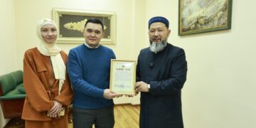 Муфтий выразил благодарность хирургу за спасение ребенка