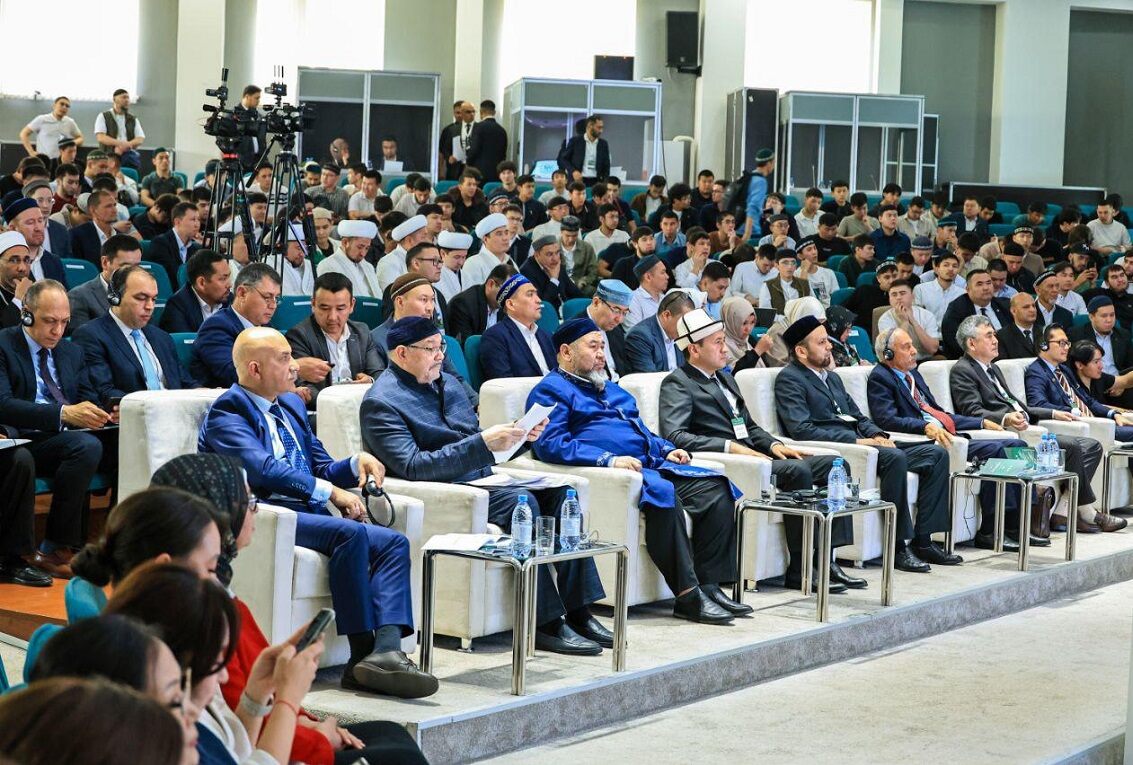 Ислам в Центральной Азии: традиции и вызовы обсудили в Нур-Мубараке