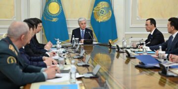 Токаев провел рабочее совещание Совета безопасности