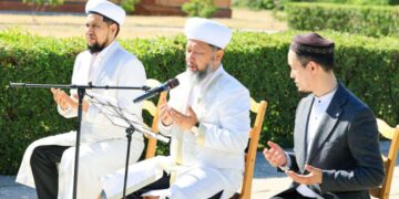 Хан Ордасында бабабалр рухына 100 Құран хатым дұғасын жасады