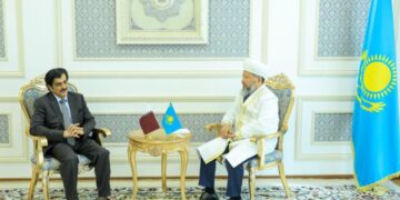 Қатар елшісін қабылдады