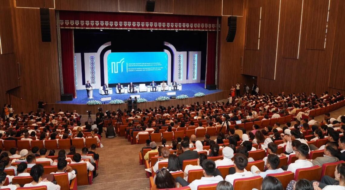 В Туркестане прошел симпозиум по наследию Яссауи