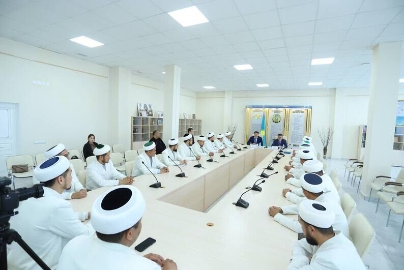 Советник президента встретился с имамами Мангистауской области