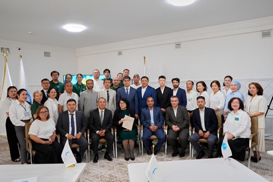 Состоялся международный круглый стол по вопросам духовной дипломатии и сохранения священного наследия