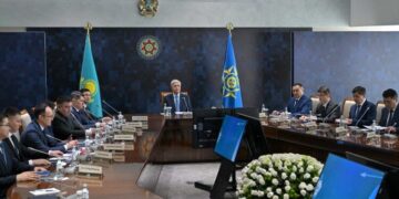 Токаев посетил КНБ: Акцент на кибербезопасность