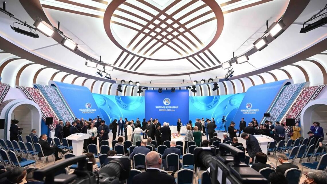 Национальный курултай отмечает три года достижений