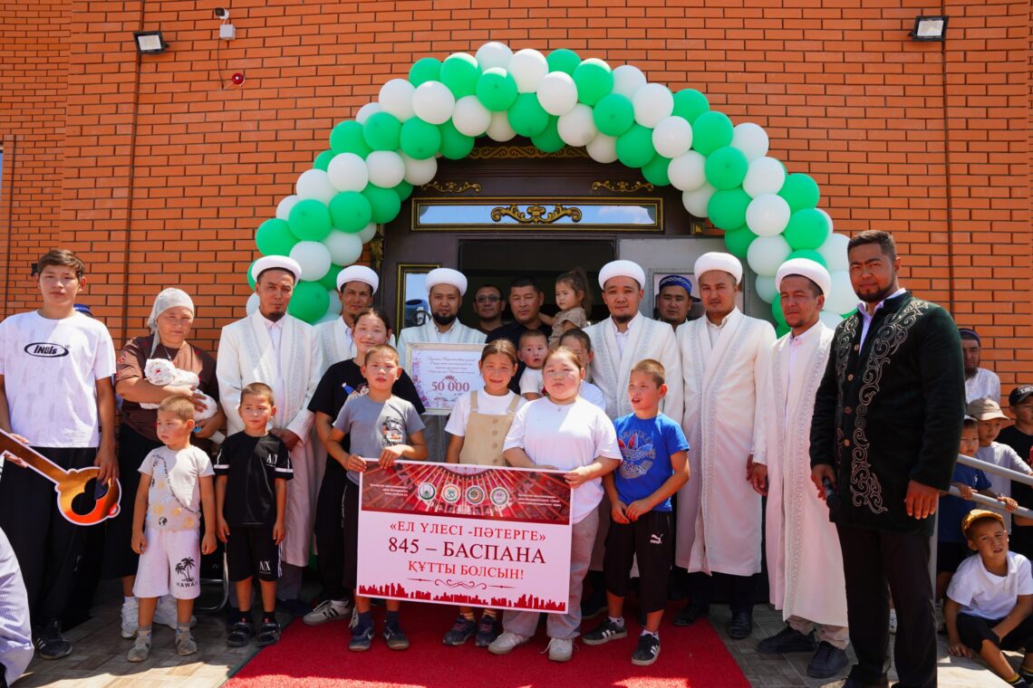 Көпбалалы отбасыға баспана берілді