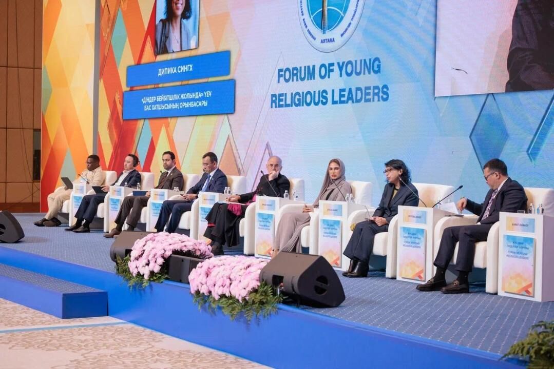 Байланыстағы хатшы