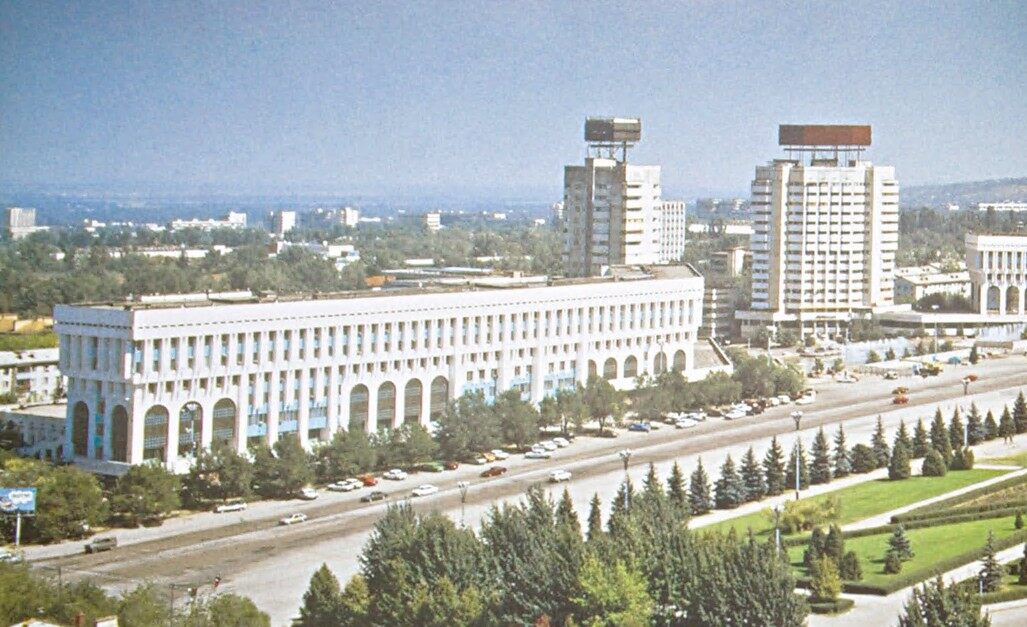 Өткен күнде белгі бар