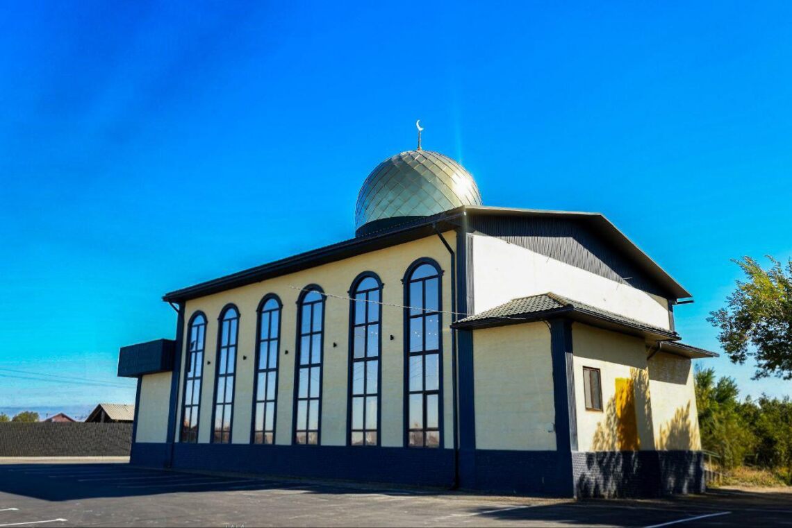 Жаңа мешіт құрылысымен танысты