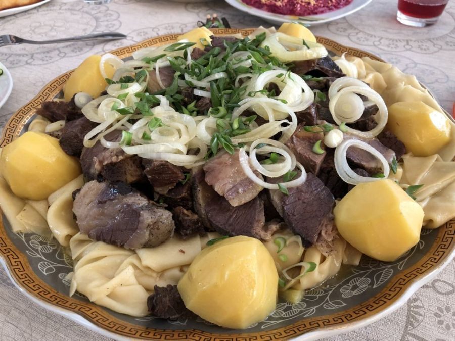 «Менен де өткен жомартты көрдім»