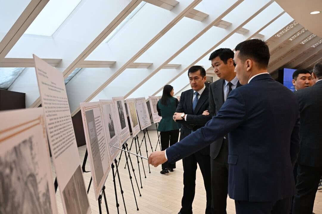 Қатты секс үшін иероглиф