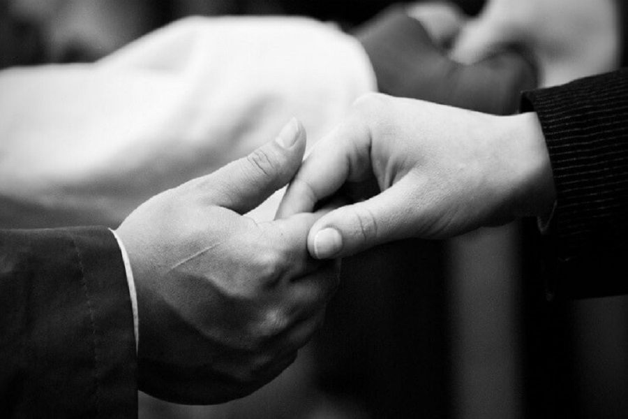 Сәбиі қайтқан адамға қалай көңіл айту керек?