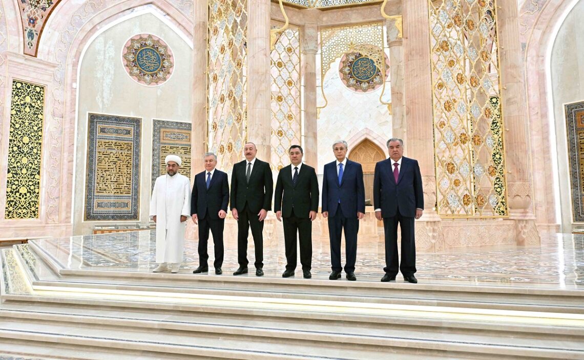 Главы Центральной Азии посетили Центр исламской цивилизации