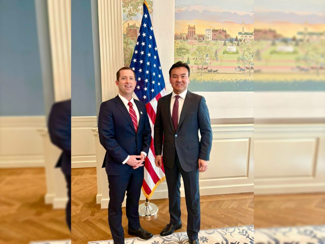 Халықаралық “Қазақ тілі” қоғамы OpenAI-мен бірге ChatGPT-дің қазақша нұсқасын дамытуға келісті