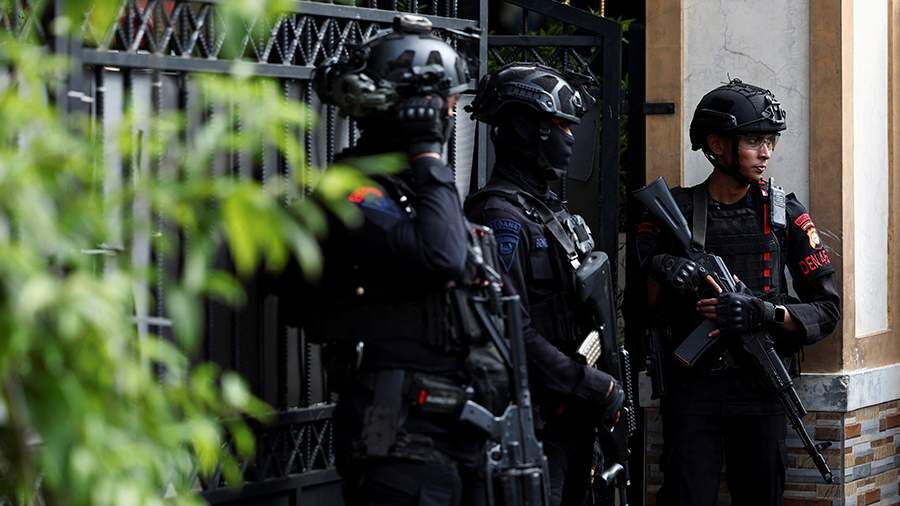 Индонезия: Мешітте болған жарылыстың жаңа деректері