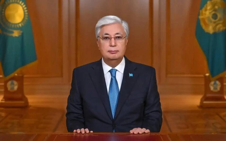 Токаев поздравил казахстанцев с Днем Независимости