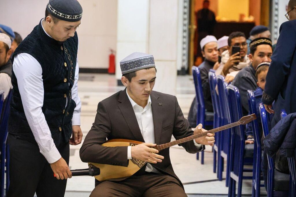 Муфтий встретился с казахскими студентами в Египте